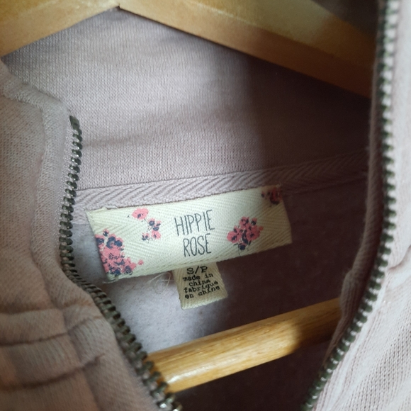 Hippie Rose sweater size sm. - Picture 7 of 7